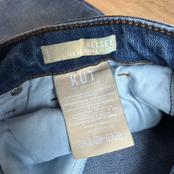 Kut from the Kloth High Rise Kelsey Ankle Flare Dark Blue Jeans - Size 14 - Picture 3 of 7